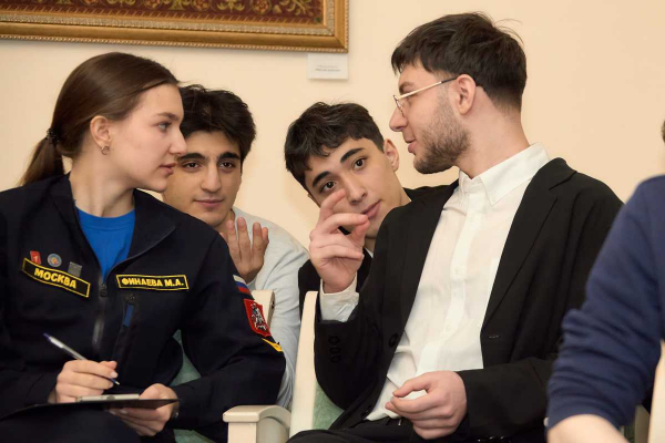 В ЦДРА ПРОШЛА ВИКТОРИНА "ХРОНИКА ВОЙНА"