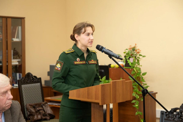 ОТ КУЛИКОВСКОЙ БИТВЫ ДО СВО: КУРСАНТЫ И УЧЕНЫЕ ОБСУДИЛИ РЕШАЮЩИЕ СРАЖЕНИЯ В ИСТОРИИ РОССИИ В ЦДРА