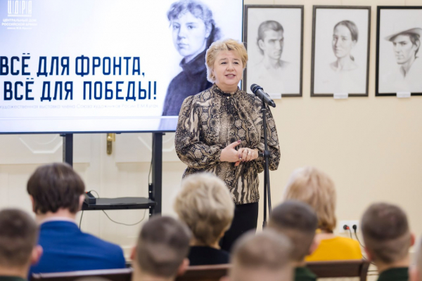 &laquo;ВСЕ ДЛЯ ФРОНТА, ВСЕ ДЛЯ ПОБЕДЫ!&raquo;: В ЦДРА ОТКРЫЛАСЬ ВЫСТАВКА РАБОТ ЕКАТЕРИНЫ КУГАЧ