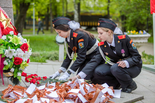 НАКАНУНЕ ДНЯ ПОБЕДЫ ЦДРА ПРОВЕЛ АКЦИЮ &laquo;ГЕОРГИЕВСКАЯ ЛЕНТОЧКА&raquo;