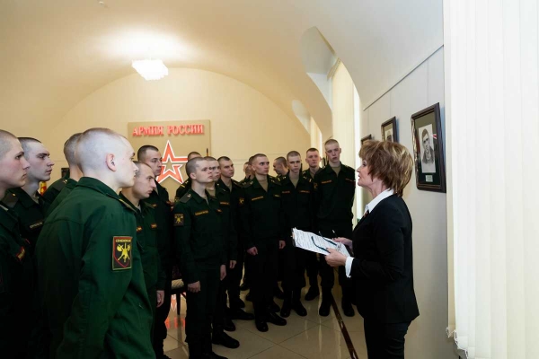 В ЦДРА ОТКРЫЛАСЬ ВЫСТАВКА &laquo;ГЕРОИ Z.O.V.&raquo;, ПОСВЯЩЕННАЯ ДНЮ СУХОПУТНЫХ ВОЙСК