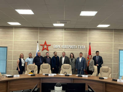 НА КРУГЛОМ СТОЛЕ В РАМКАХ ФЕСТИВАЛЯ &laquo;ДНИ АРМЕЙСКОЙ КУЛЬТУРЫ&raquo; В ТУЛЕ ОБСУДИЛИ ДЕЯТЕЛЬНОСТЬ ВОЕННО-ПАТРИОТИЧЕСКИХ ПАРКОВ &laquo;ПАТРИОТ&raquo; И ИХ РАЗВИТИЕ