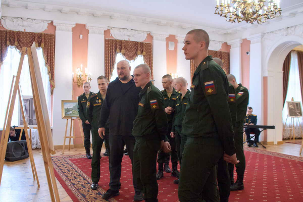 &laquo;ДОБРУ СЛУЖЕНИЕ&raquo;: В ЦДРА ОТКРЫЛАСЬ ФОТОВЫСТАВКА, ПОСВЯЩЕННАЯ ВОЕННОЙ МЕДИЦИНЕ В УСЛОВИЯХ СВО, КИНОРЕЖИССЕРА МИХАИЛА МАТРОСОВА