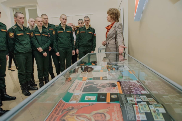 &laquo;ЧАСОВЫЕ ВОЕННОЙ КАЗНЫ&raquo;: В ЦДРА ОТКРЫЛАСЬ ВЫСТАВКА, ПОСВЯЩЕННАЯ ДНЮ ВОЕННОГО ФИНАНСИСТА