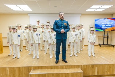 &laquo;СИЛЬНЫЕ ДУХОМ&raquo;: В ЦДРА ПОКАЗАЛИ ФИЛЬМ О СВЯЗИ ПОКОЛЕНИЙ И ГЕРОИЗМЕ УЧАСТНИКОВ СВО