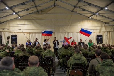 АРТИСТЫ ЦДРА ВЫСТУПИЛИ С КОНЦЕРТАМИ В ДЛЯ МОБИЛИЗОВАННЫХ ВОЕННОСЛУЖАЩИХ В НИЖЕГОРОДСКОЙ ОБЛАСТИ