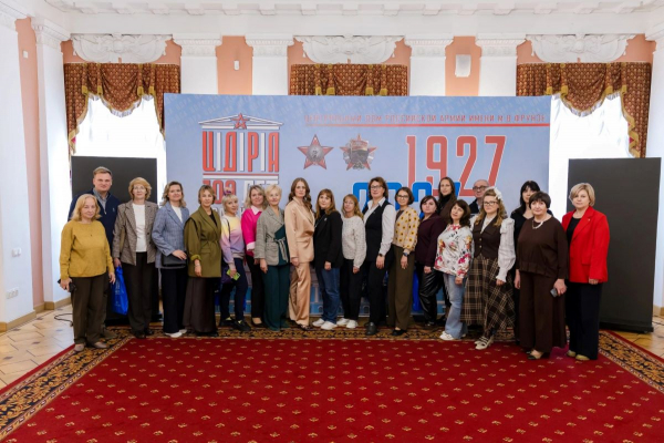 ЗАПРЕЩЁННЫЕ КНИГИ И НОВАЯ ОТЧЁТНОСТЬ: В ЦДРА РАЗОБРАЛИ ГЛАВНЫЕ ПРОБЛЕМЫ ВОЕННЫХ БИБЛИОТЕК