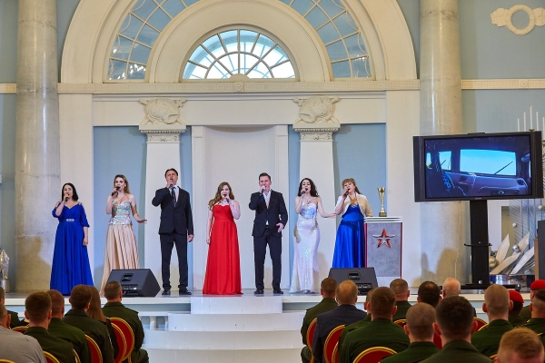 АРТИСТЫ ЦДРА ПОЗДРАВИЛИ УЧАСТНИКОВ ПЕРВОГО ЭТАПА КОНКУРСА &laquo;ЛУЧШИЙ ДОЗНАВАТЕЛЬ ВС РФ&raquo;
