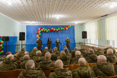 АРТИСТЫ ЦДРА ВЫСТУПИЛИ С КОНЦЕРТАМИ ДЛЯ ВОЕННОСЛУЖАЩИХ ГРУППИРОВКИ ВОЙСК &laquo;ЦЕНТР&raquo;