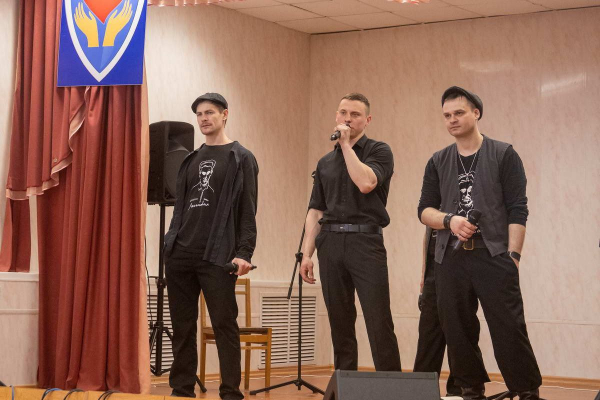 ГРУППА &laquo;ЛЕСОПОВАЛ&raquo; ВЫСТУПИЛА ПЕРЕД ПАЦИЕНТАМИ И ПЕРСОНАЛОМ ВОЕННОГО ГОСПИТАЛЯ В НАРО-ФОМИНСКЕ