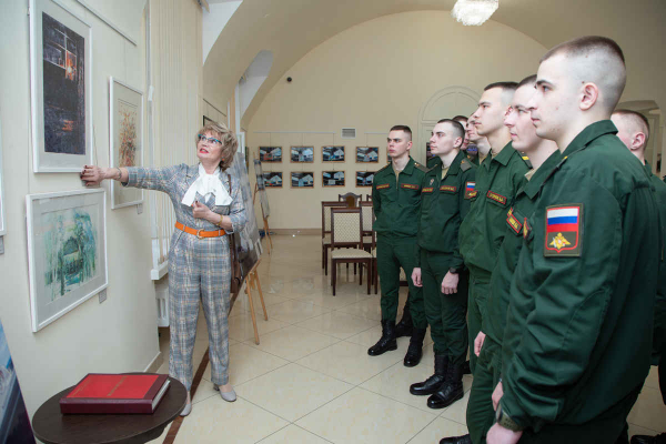 &laquo;КОСМОС ОБЪЕДИНЯЕТ ПОКОЛЕНИЯ СОЮЗНОГО ГОСУДАРСТВА&raquo;: В ЦДРА ОТКРЫЛАСЬ ХУДОЖЕСТВЕННАЯ ВЫСТАВКА, ПОСВЯЩЕННАЯ ДНЮ КОСМОНАВТИКИ